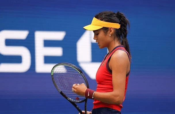 并辅以底角 并辅以底角